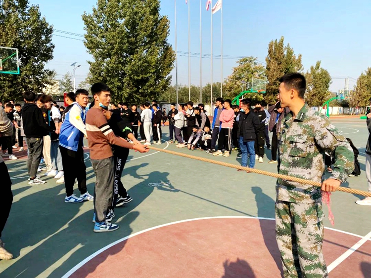 拔河1.jpg